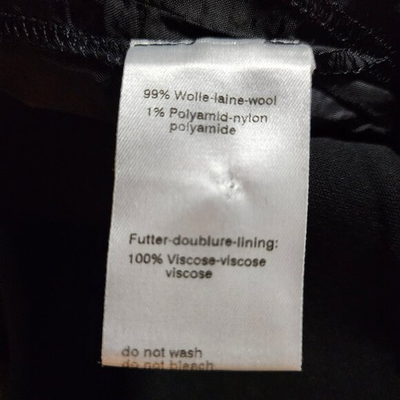 Akris Black Wool Skirt – Size M – Grosgrain Trim – Zip Closure – Designer Fit - Picture 3 of 7